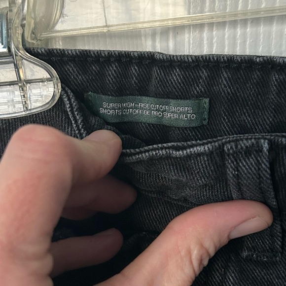 Wild Fable Black Distressed Ultra High Waisted Denim Jean Cutoff Short Size 2 - Picture 6 of 8